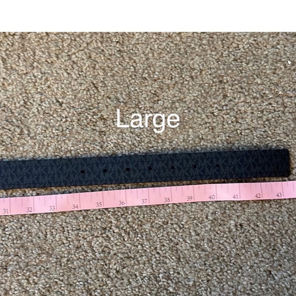 MICHAEL KORS BELT BLACK WITH PRINTED MK LOGO TRIPLE BELT LOOP W/ STUDS BLK - Picture 13 of 13